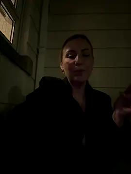 pervimilf online show from December 2025 11:40:02 PM