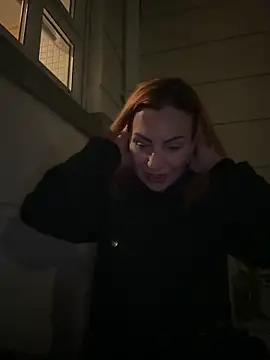 pervimilf online show from December 2025 11:18:01 PM