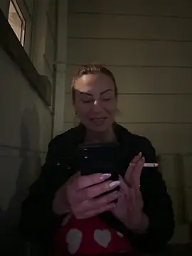 pervimilf online show from December 2025 12:00:01 AM