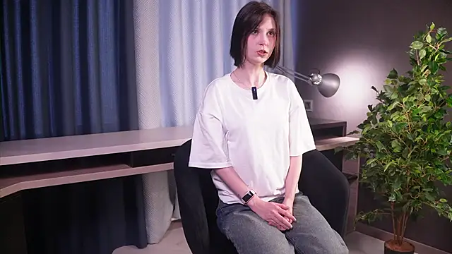 LilaJudice online show from November 2025 09:03:01 AM