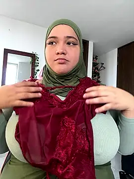 sweetmuslim01 online show from January 2026 05:05:01 PM