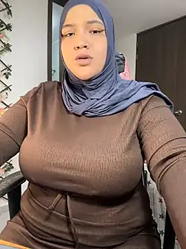 Snapshot of sweetmuslim01 chatting on March 2025 04:20:02 AM sweetmuslim01 online show from March 2025 04:20:02 AM