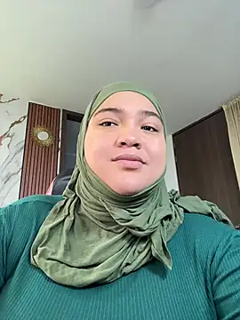 sweetmuslim01 online show from July 2026 06:12:01 PM