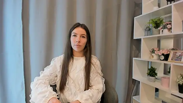 Snapshot of OtiliaNatiello chatting on November 2025 02:10:01 PM OtiliaNatiello online show from November 2025 02:10:01 PM