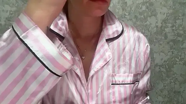 Angelinaa19 online show from March 2026 07:34:02 PM