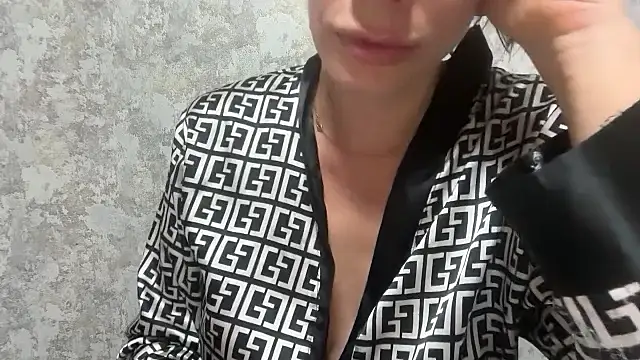 Angelinaa19 online show from March 2026 06:09:02 PM