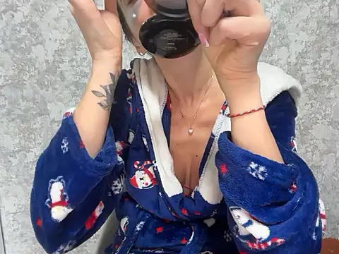 Angelinaa19 online show from November 2025 10:16:01 AM