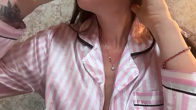 Angelinaa19 online show from April 2026 08:04:01 PM