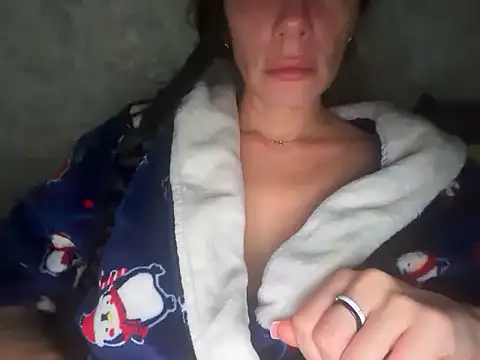 Angelinaa19 online show from November 2025 08:48:02 AM