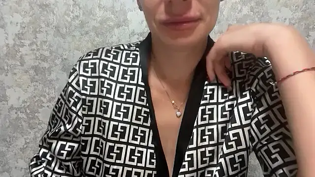 Angelinaa19 online show from March 2026 08:09:01 PM