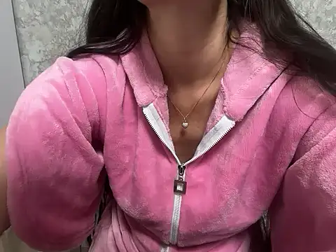 Angelinaa19 online show from December 2025 03:10:02 PM