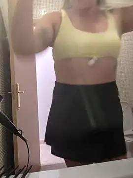 Domiqueen online show from June 2026 09:06:02 AM