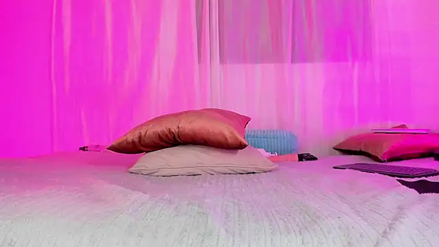 Daniihot   online show from April 2026 04:48:02 AM