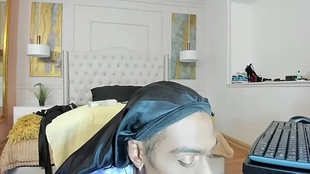 RosaliaMontero online show from December 2025 04:13:01 PM