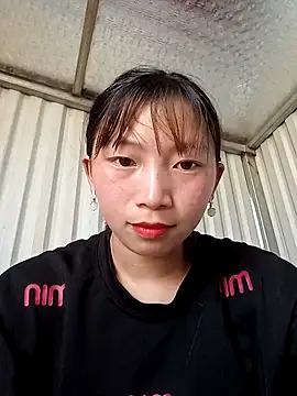 Snapshot of julybi chatting on November 2025 05:56:01 AM julybi online show from November 2025 05:56:01 AM