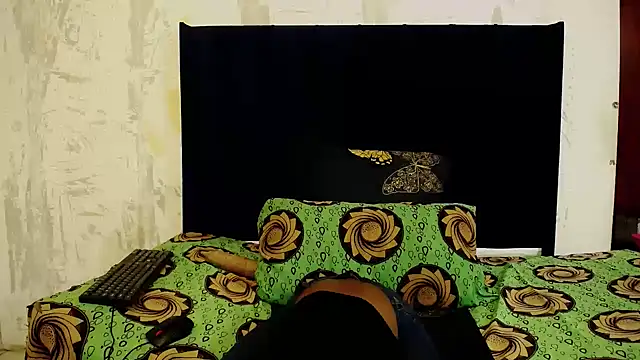 Nikistickyxx25 online show from February 2026 03:45:01 PM