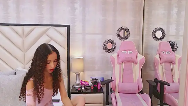 Snapshot of EimySanchez chatting on February 2026 07:35:02 PM EimySanchez online show from February 2026 07:35:02 PM