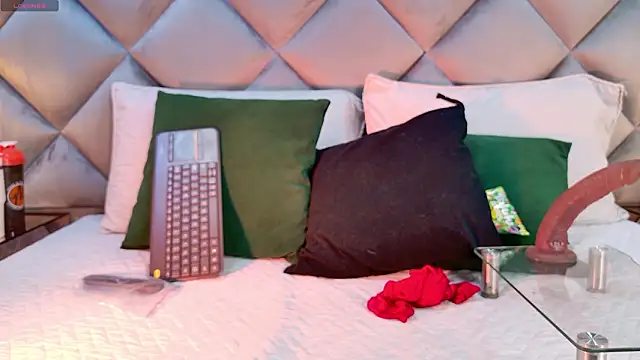 crystal gilton online show from January 2026 07:23:01 PM