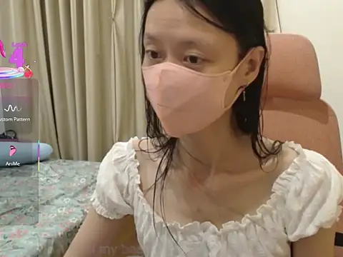 Lil-Cherries online show from December 2025 12:21:02 PM