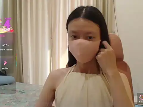 Lil-Cherries online show from December 2025 03:00:02 AM