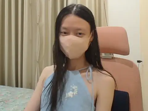 Lil-Cherries online show from February 2026 11:55:02 AM