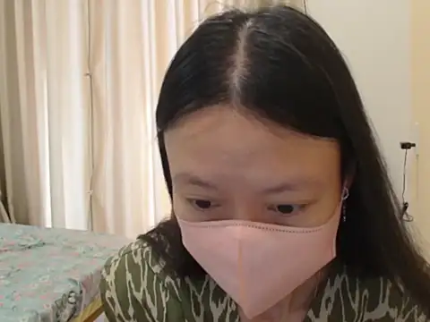 Lil-Cherries online show from January 2026 02:49:02 AM