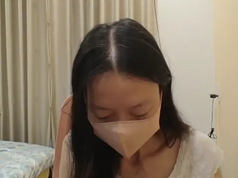 Lil-Cherries online show from March 2026 11:19:02 PM