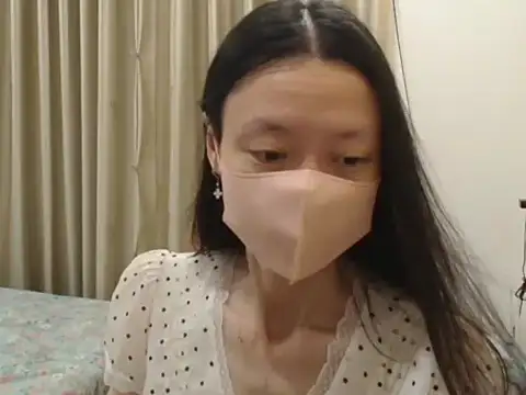 Lil-Cherries online show from March 2026 03:28:02 PM