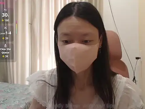 Lil-Cherries online show from November 2025 02:55:02 AM