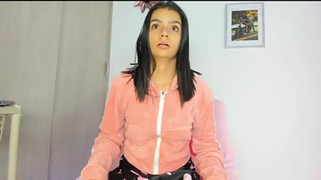 KIMMY MONTIELL online show from January 2026 11:49:01 AM