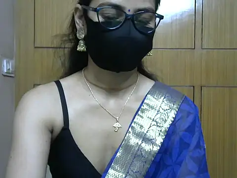 Fairy Pie online show from March 2026 05:07:02 PM