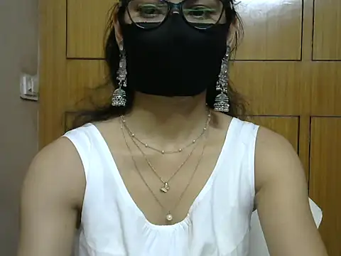 Fairy Pie online show from March 2026 09:33:02 PM