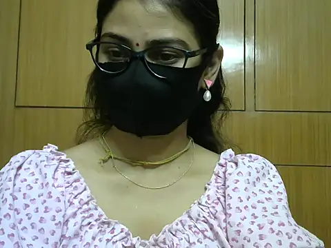 Fairy Pie online show from April 2026 08:26:02 PM