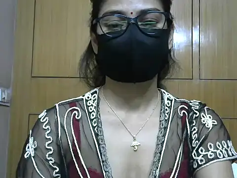 Fairy Pie online show from April 2026 09:39:01 PM