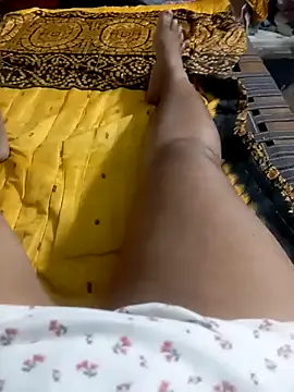 Snapshot of Rathi_telugu_couple chatting on December 2025 02:01:02 AM Rathi telugu couple online show from December 2025 02:01:02 AM