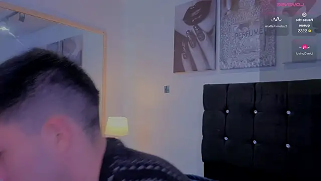 Un Sluttyy online show from March 2026 11:10:01 AM