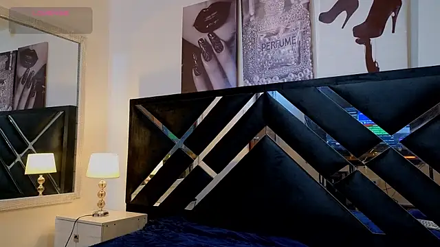 Un Sluttyy online show from April 2026 11:17:01 AM