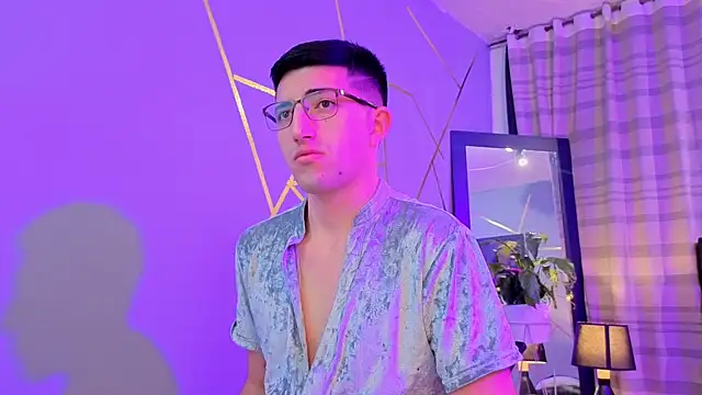 Un Sluttyy online show from November 2025 11:25:02 AM