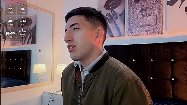 Un Sluttyy online show from February 2026 11:33:01 AM