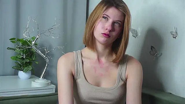 YvonneBou online show from November 2025 08:13:02 PM