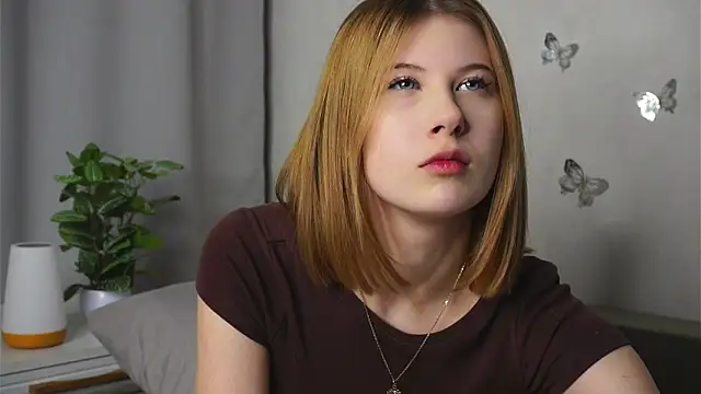 YvonneBou online show from November 2025 07:14:02 PM