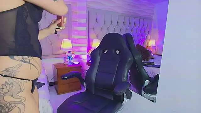 Liathompson FG online show from February 2026 07:57:02 PM