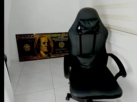 queen findom1 online show from April 2026 05:47:01 AM