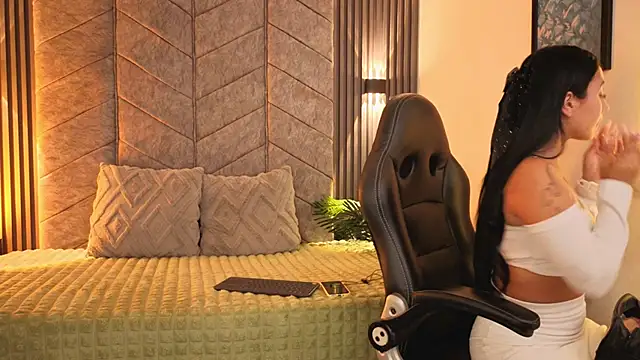 AuroraLanee  online show from November 2025 07:07:02 PM