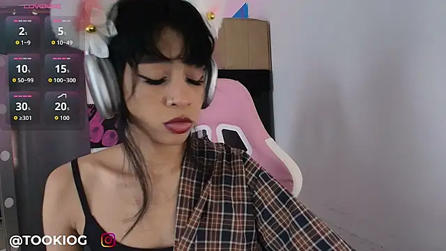 TOOKIOG  online show from May 2026 06:13:01 PM