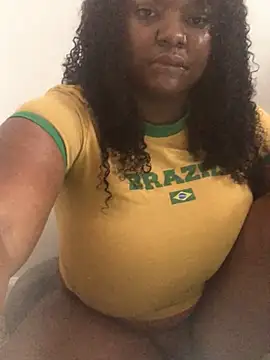 Fxncymuse online show from February 2026 04:05:02 PM