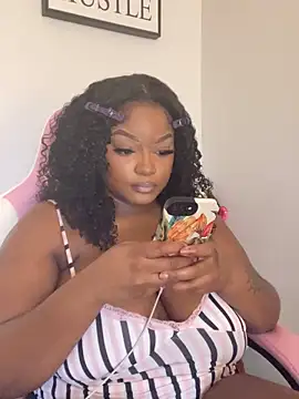 Fxncymuse online show from March 2026 01:56:01 PM