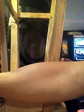 themorenofit08 online show from March 2026 11:42:01 PM