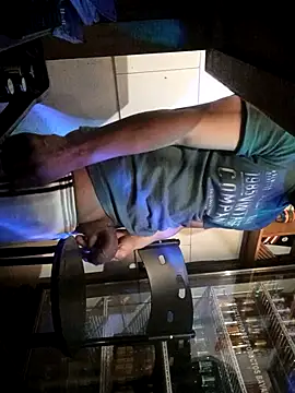 themorenofit08 online show from November 2025 01:21:01 AM