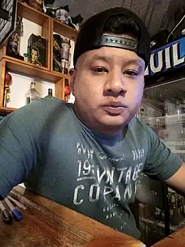 themorenofit08 online show from March 2026 01:02:01 AM